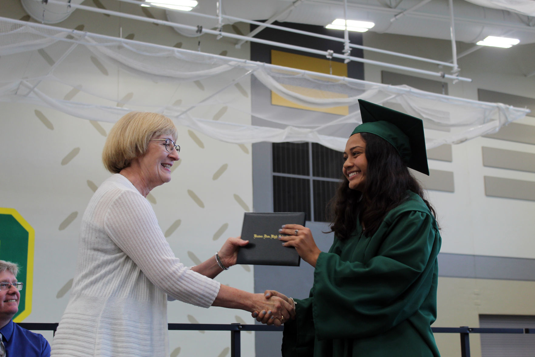 060219-ctzn-news-bd-grad090.jpg